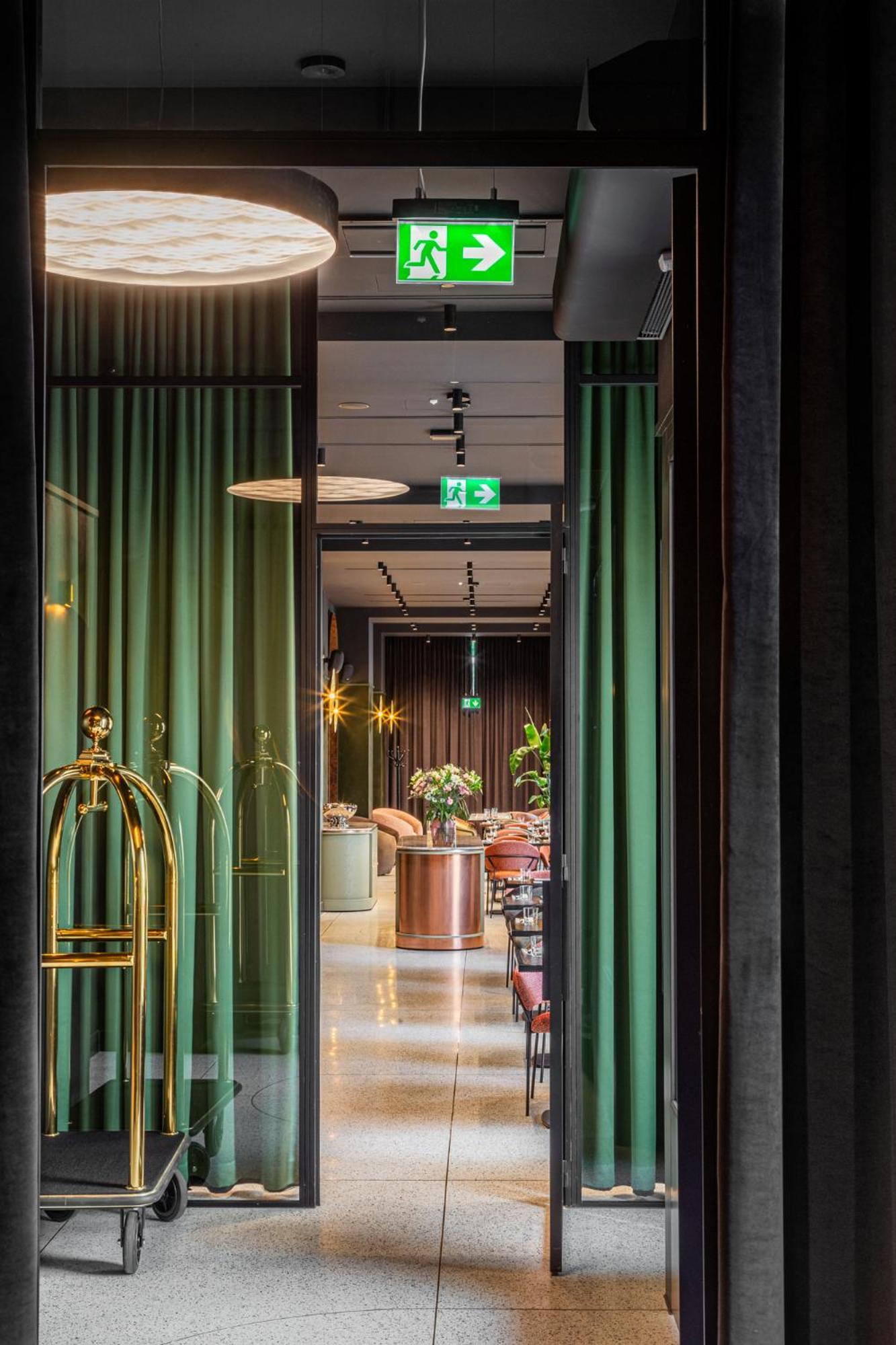 Flaner Hotel, Worldhotels Crafted Varsovie Extérieur photo